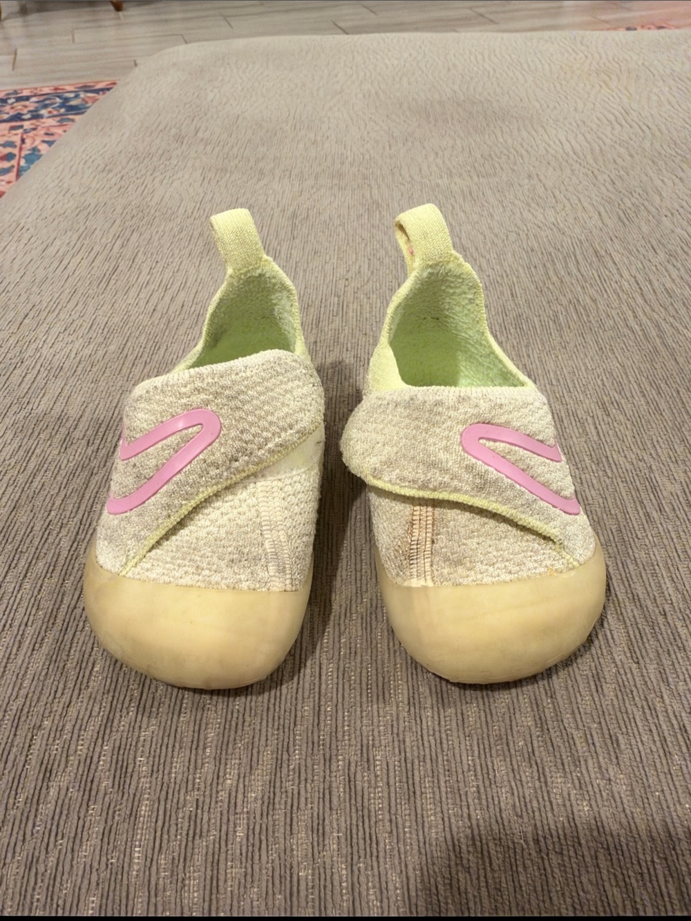 Nike Kids Slip-On Sneakers in Light Yellow with Pink Accent